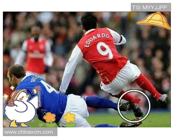 足球明星意外事件引发热议小孩屁股遭踢引发社会关注与讨论